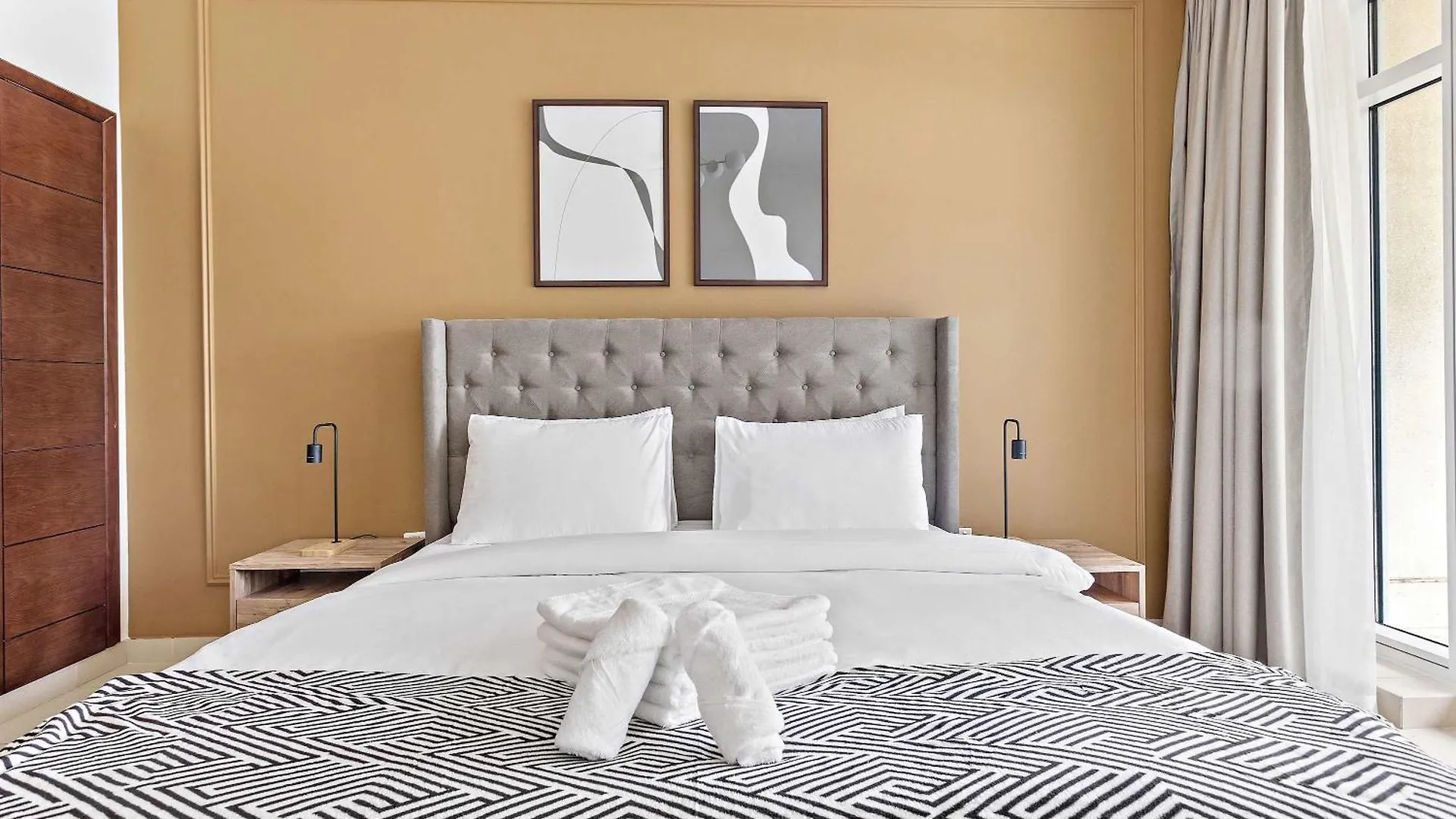 דירות דובאי Silkhaus Prime 1Br Near Burj Khalifa